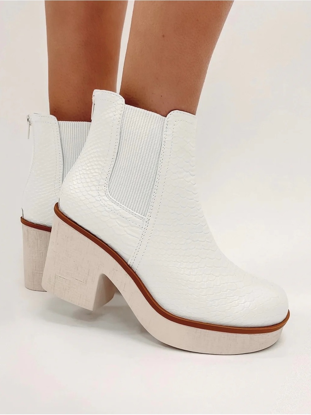 Pierre Dumas White Textured Chelsea Platform Ankle Boots